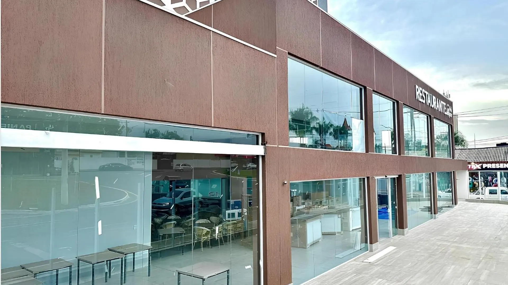 Spazzio Diroma - Acesso Gratuito Ao Acqua Park Caldas Novas 0*,  Brasil