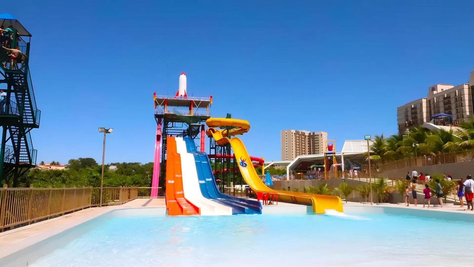 Spazzio Diroma - Acesso Gratuito Ao Acqua Park Caldas Novas Brazil