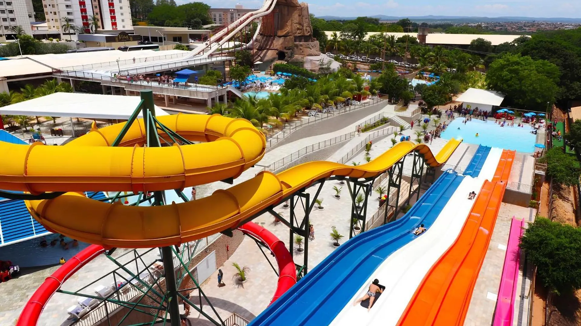 Spazzio Diroma - Acesso Gratuito Ao Acqua Park Caldas Novas Apartment